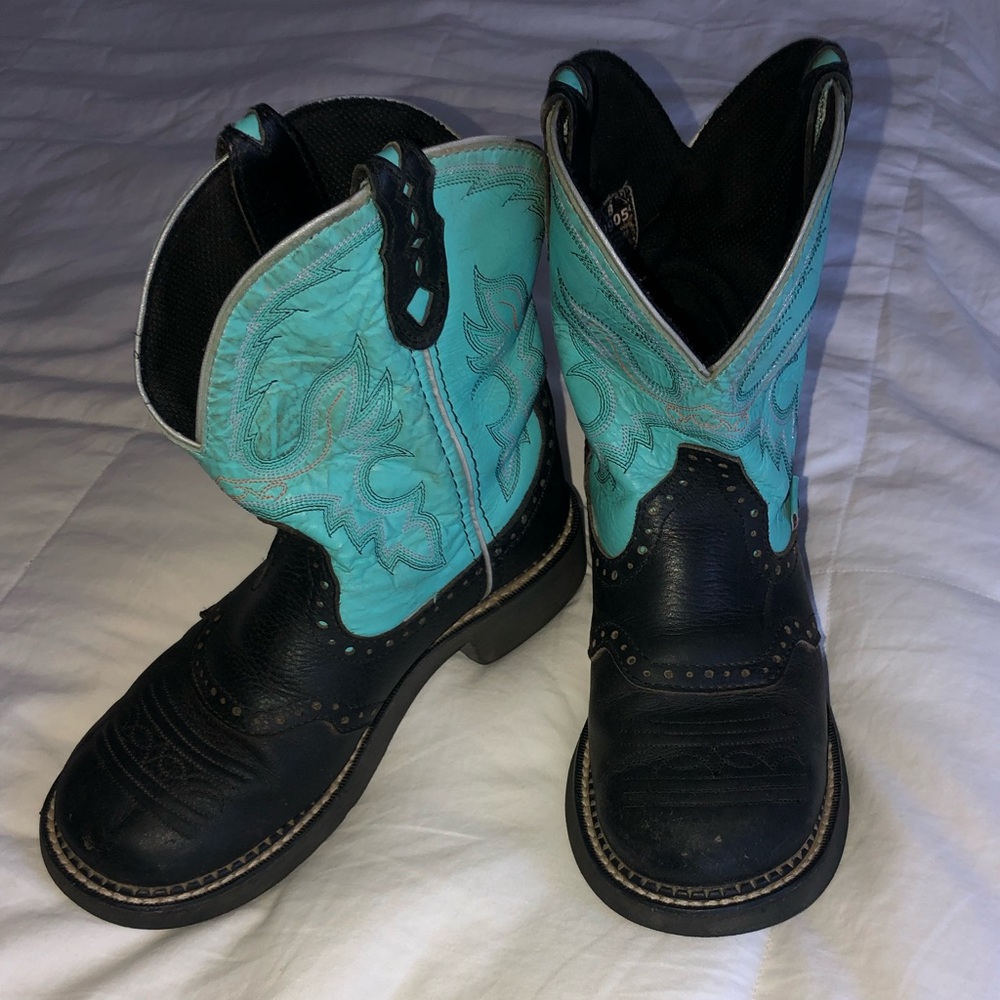 Justin Women's Round Toe Western Cowgirl Boots